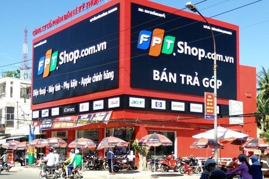 Khó khăn kép với FPT Retail