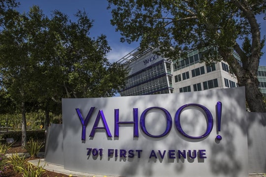 Cái chết của Yahoo! và bài học gã khổng lồ ngủ quên trên chiến thắng