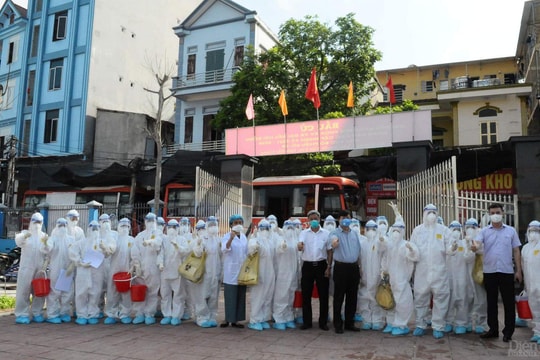 Đội cơ động Bệnh viện Chợ Rẫy hỗ trợ "tâm dịch" Bắc Giang