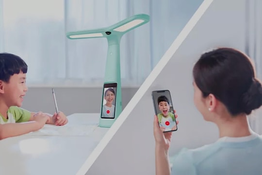 ByteDance tung ra đèn giám sát, phụ huynh Trung Quốc đổ xô mua