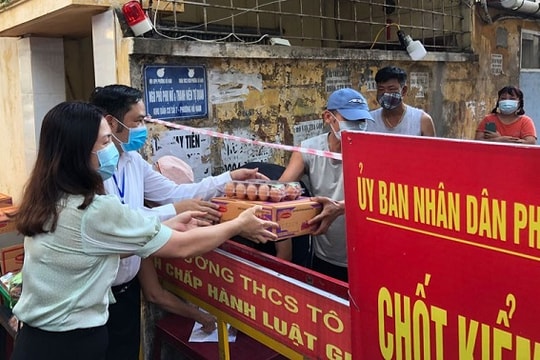 Khi “hậu phương” hướng về “tiền tuyến”