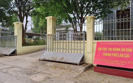 “Lùm xùm” việc đấu giá Công ty cổ phần Xi măng Hoàng Liên Sơn