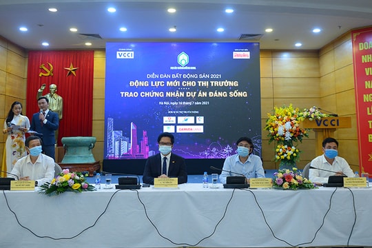 [TRỰC TIẾP] Diễn đàn Bất động sản 2021: Động lực mới cho thị trường & Lễ trao chứng nhận Dự án đáng sống 2021