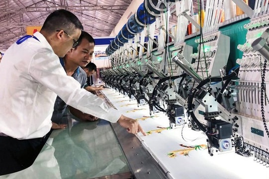 Luật Phát triển công nghiệp: Tạo cú hích để ngành chế biến, chế tạo phát triển