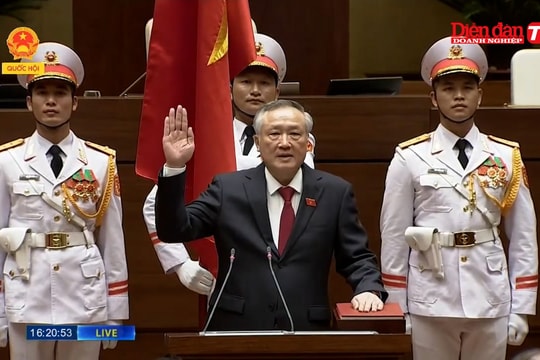 Chánh án TANDTC Nguyễn Hòa Bình tuyên thệ nhậm chức