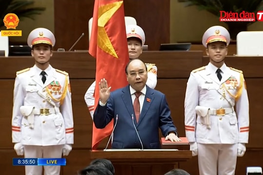Chủ tịch nước Nguyễn Xuân Phúc tuyên thệ nhậm chức trước Quốc hội