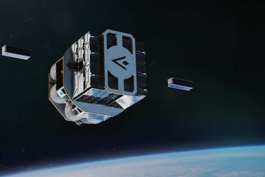 SpaceX quảng cáo cả ở… trên trời