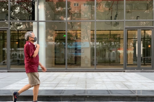 Thị trường mặt bằng bán lẻ TP.HCM: Thế khó tiếp diễn