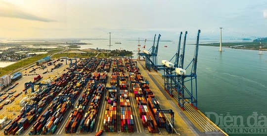 Hải Phòng: Sẽ có 2 cảng trung chuyển quốc tế