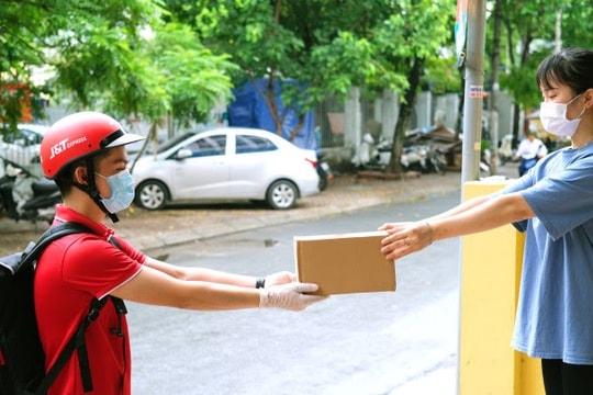 Shipper J&T Express đảm bảo an toàn, an tâm cho người dùng khi vận chuyển hàng hóa