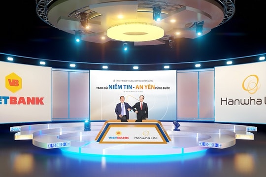 Hanwha Life Việt Nam và Vietbank ký kết hợp tác phân phối bảo hiểm