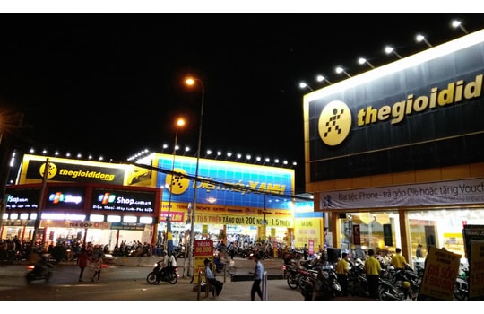 FPT Shop và Thế giới di động: Những cuộc đua bất tận...