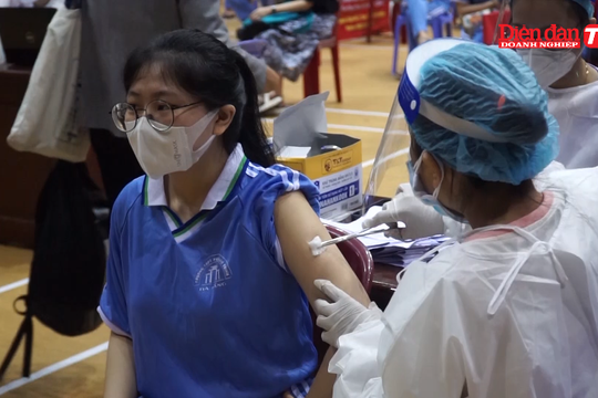 Đà Nẵng bắt đầu tiêm vaccine ngừa COVID-19 cho trẻ em dưới 18 tuổi