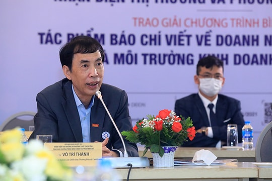 DIỄN ĐÀN DOANH NGHIỆP 2022: Phục hồi kinh tế Việt Nam với bốn yếu tố then chốt