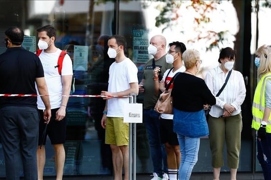 Thế giới trang bị cách thức ngăn chặn biến chủng Omicron