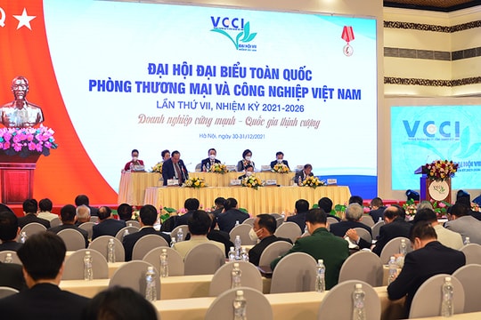 ĐẠI HỘI VCCI LẦN THỨ VII: Công bố danh sách nhân sự Ban Thường trực, Ban Kiểm tra VCCI khoá VII