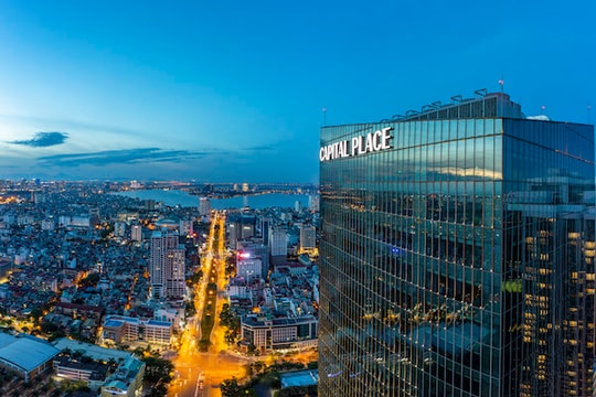 Tòa nhà văn phòng hạng A Capital Place được Viva Land sở hữu