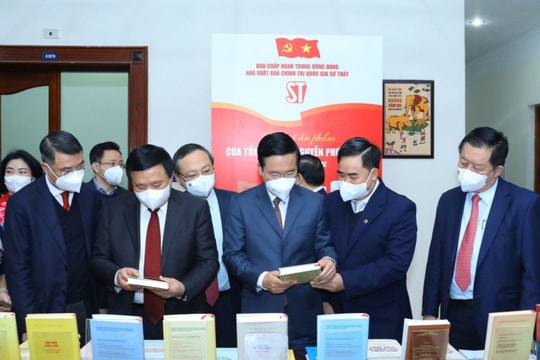 Ra mắt sách của Tổng Bí thư về con đường đi lên CNXH ở Việt Nam