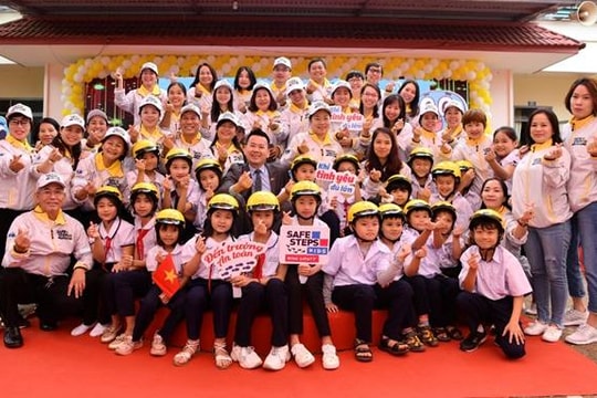 Prudential nhận danh hiệu kép vì nỗ lực phát triển cộng đồng bền vững