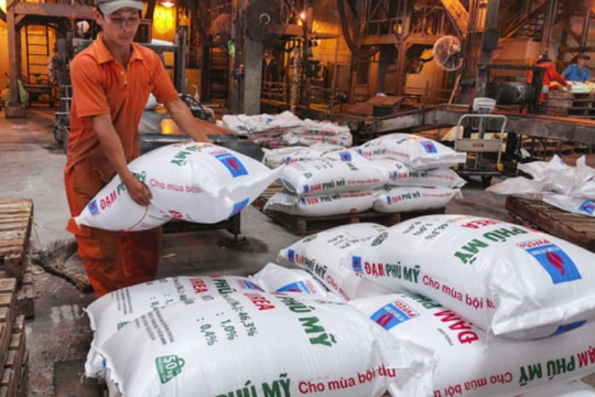 Dòng tiền chảy vào cổ phiếu “đầu tàu” phân đạm