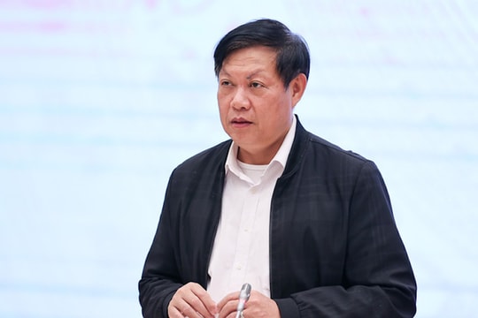 Thứ trưởng Bộ Y tế: Số F0 tăng cao do tâm lý chủ quan