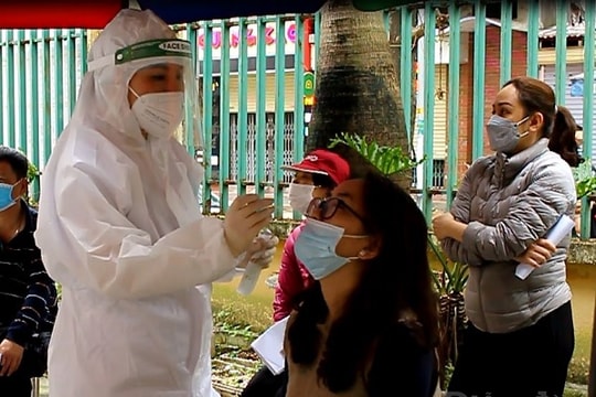 Gặp những phụ nữ ngành Y tế trong ngày 8/3