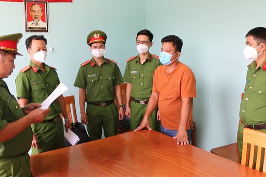 Bắt tạm giam giám đốc công ty buôn lậu hơn 3.000 tấn hạt điều