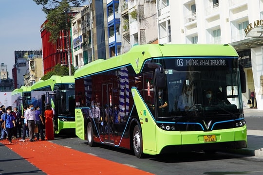 Tương lai xanh cho vận tải hành khách công cộng