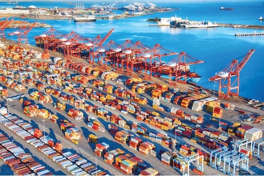 Cước vận tải biển khó hạ nhiệt vì xung đột Nga – Ukraine