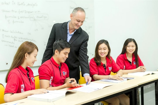 TIN NÓNG CHÍNH PHỦ: Thủ tướng Chính phủ chấn chỉnh hoạt động thị trường trái phiếu doanh nghiệp và đấu giá quyền sử dụng đất