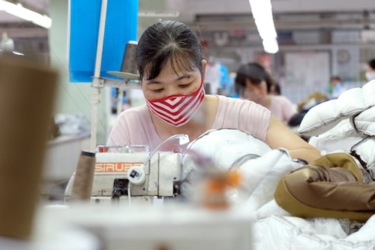 Lương tối thiểu vùng 2022: "Chốt" mức đề xuất tăng 6% từ 1/7/2022