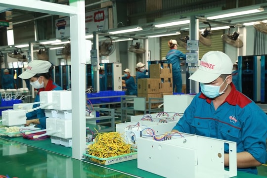 Doanh nghiệp đồng loạt kiến nghị lùi thời điểm tăng lương tối thiểu vùng