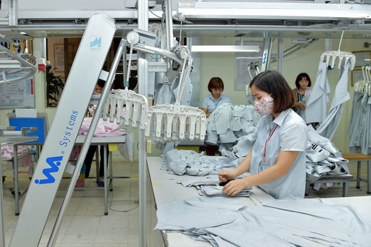 Lùi thời điểm tăng lương tối thiểu: (Bài 1) Doanh nghiệp “khó trăm bề”