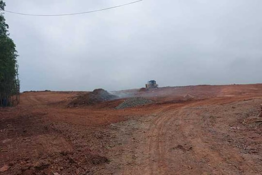 Vụ san rừng phòng hộ: Chủ rừng muốn làm khu du lịch sinh thái?