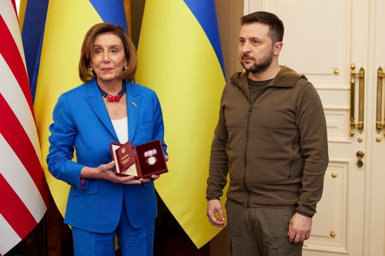 Mỹ tăng cường hỗ trợ Ukraine, chiến sự sẽ lan rộng?