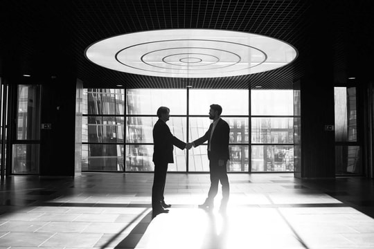 Đằng sau thương vụ “siêu to khổng lồ” của Broadcom với VMware