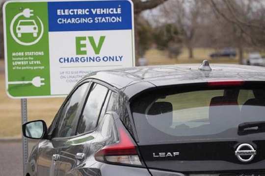 Cuộc đua xe điện sẽ “nóng” trở lại?