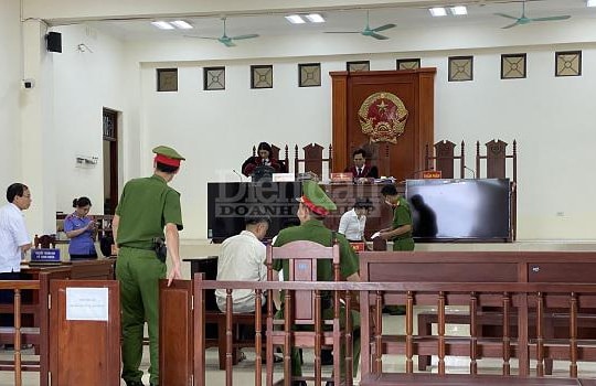 Vụ giám đốc ở Bắc Giang 10 năm kêu oan: Hoãn xử phúc thẩm, cần làm rõ nhiều tình tiết trong vụ án