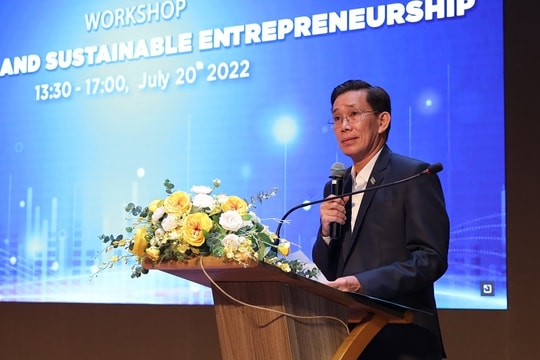 UEH tổ chức hội thảo "Đổi mới và khởi nghiệp bền vững""