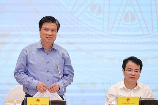 Tháng 9 sẽ tập huấn cho giáo viên sử cả nước theo chương trình mới