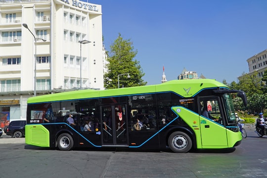 TP.HCM: Đầu tư gần 3.300 tỷ đồng cho xe điện buýt nhanh… “liệu có khả thi”?