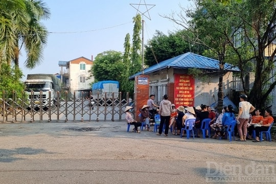 Công ty Cổ phần giấy Hồng Hà Hải Phòng bị dân phản đối vì gây ô nhiễm