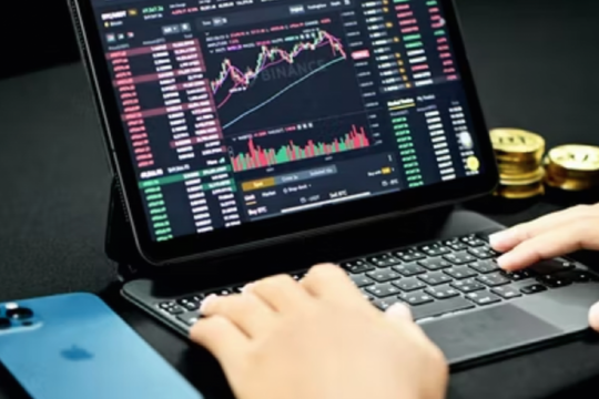 Bitcoin nổi sóng nhưng vẫn tiềm ẩn rủi ro