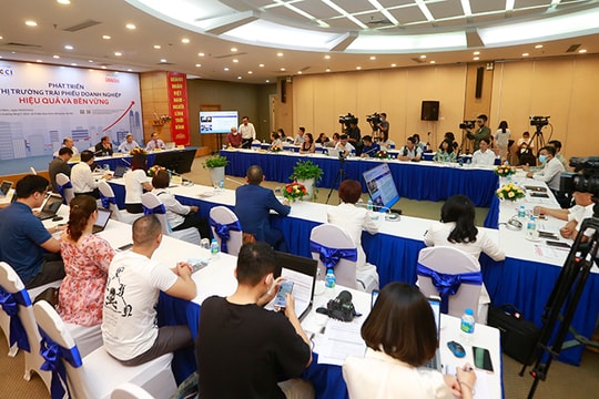 TÀI CHÍNH ĐA CHIỀU: "Tử huyệt" - Trái phiếu doanh nghiệp?