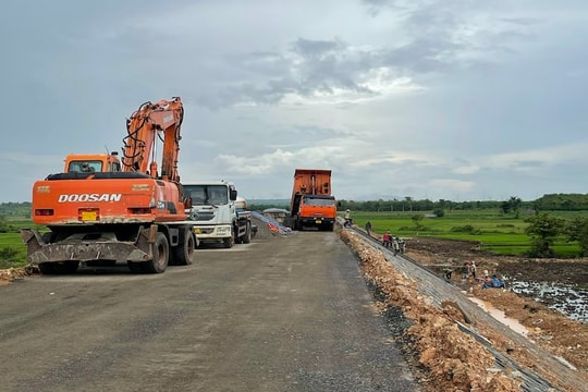 Chậm giải ngân đầu tư công do vướng thủ tục... "đấu giá đất"