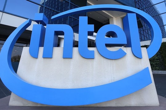 Cuộc chiến nảy lửa giữa ba "ông lớn" ngành chip