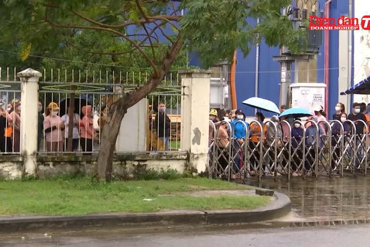 Tìm phương án hỗ trợ doanh nghiệp thiếu đơn hàng tại Đà Nẵng