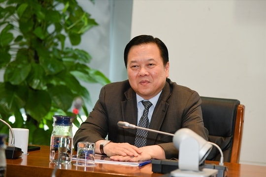 Hoàn thiện và phát huy mô hình cơ quan đại diện chủ sở hữu vốn nhà nước đầu tư tại doanh nghiệp