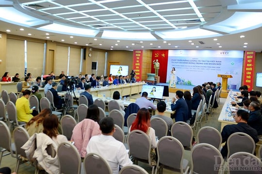 [TRỰC TIẾP] Diễn đàn "Phát triển năng lượng tái tạo, tư duy và hành động trong bối cảnh mới"