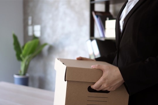 Nền kinh tế suy thoái khiến các startup “dạy sóng” sa thải nhân sự